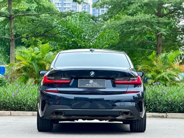 BMW 3 Series — Фото автомобиля 5