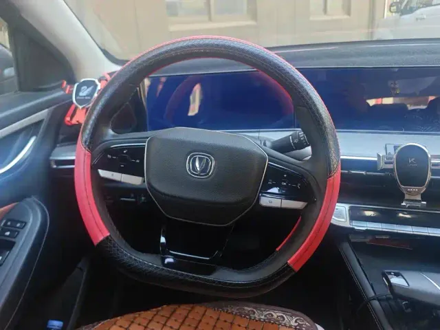 Changan Eado — Фото автомобиля 15