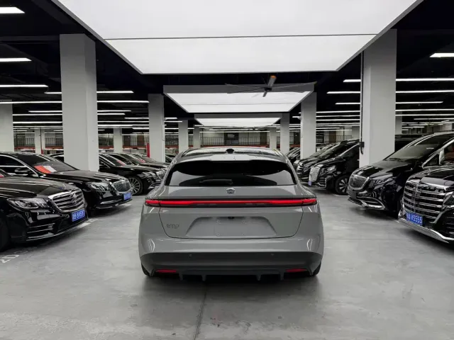 Nio ET5 Touring — Фото автомобиля 14
