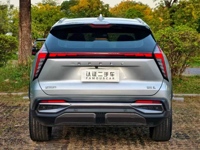 Geely Boyue L — Фото автомобиля 22