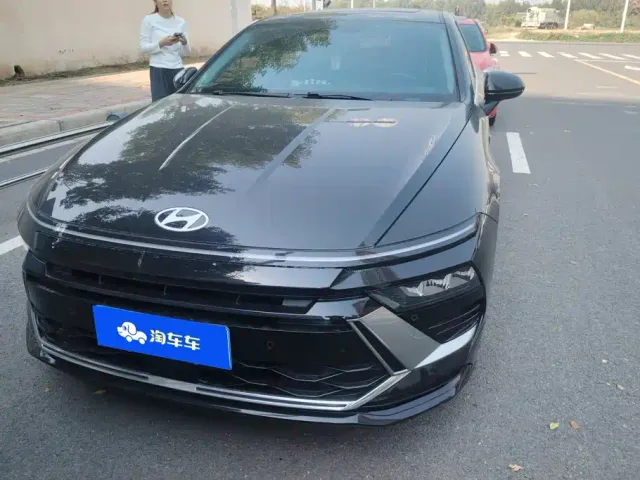 Hyundai Sonata — Фото автомобиля 2