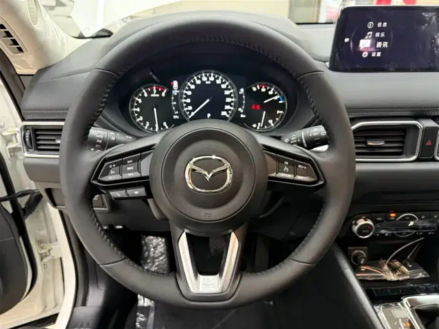 Mazda CX-5 — Фото автомобиля 11