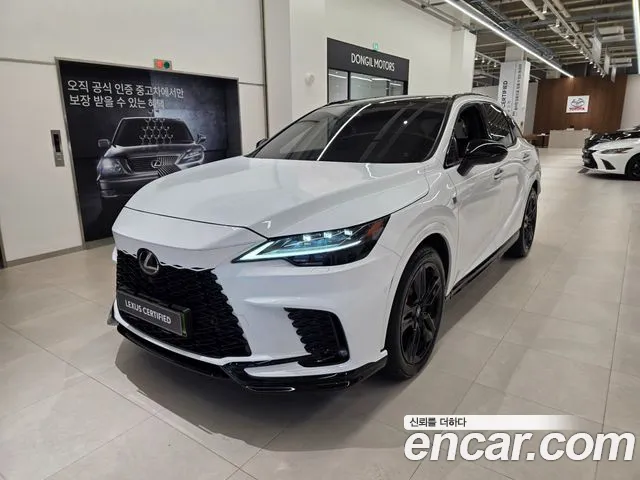 Фотография автомобиля — Lexus RX