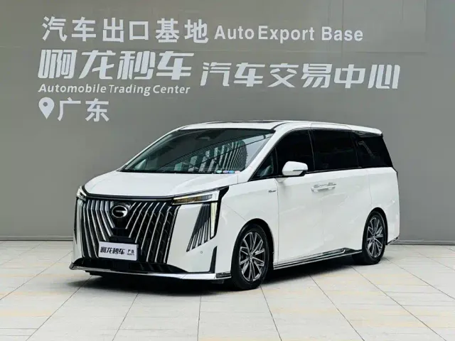 Фотография автомобиля — GAC Trumpchi M8
