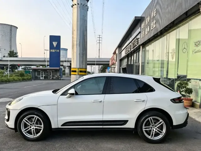 Porsche Macan — Фото автомобиля 7