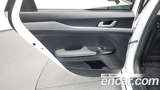 Kia K5 Новый K5 3 поколение 2.0 LPi(Для проката) — Фото автомобиля 24