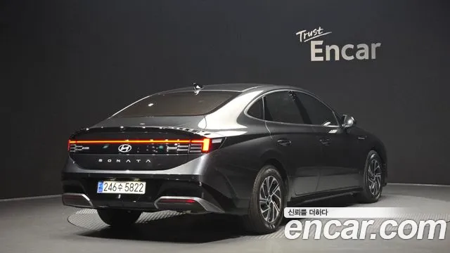 Фотография автомобиля — Hyundai Sonata DN8