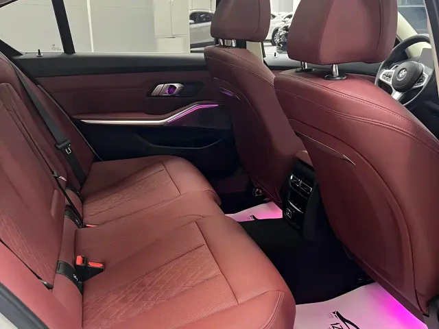 BMW 3 Series — Фото автомобиля 21