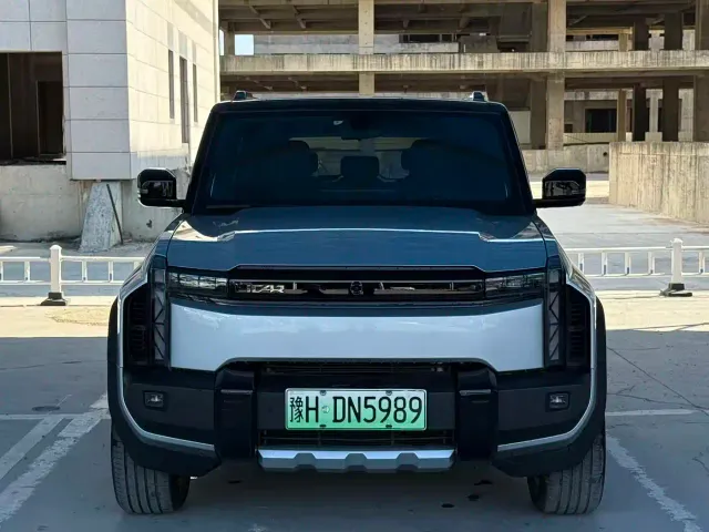 iCAR 03T — Фото автомобиля 2