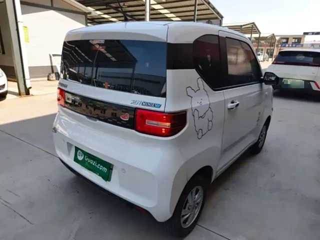 Wuling Hongguang Mini EV — Фото автомобиля 4