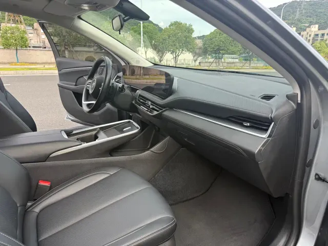 Buick LaCrosse — Фото автомобиля 13