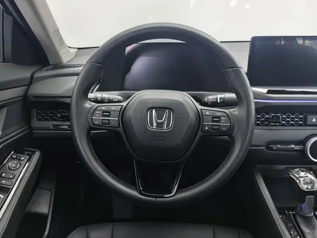 Honda Accord — Фото автомобиля 11