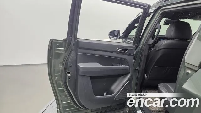 KG_Mobility_Ssangyong Rexton Новый Rexton Sport Дизель 2.2 4WD — Фото автомобиля 21