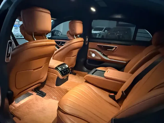 Mercedes-Benz S-Class — Фото автомобиля 5