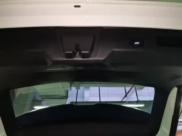 Geely Boyue L — Фото автомобиля 18