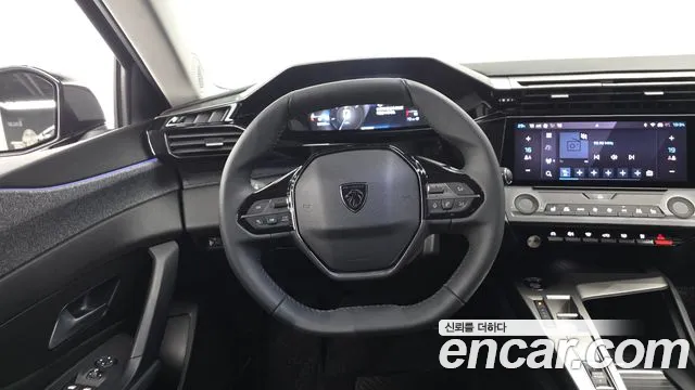 Peugeot 408 1.2 Pure Tech Allure — Фото автомобиля 12