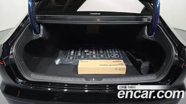 Hyundai Grandeur GN7 — Фото автомобиля 27