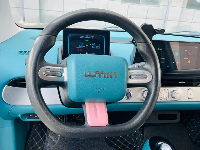 Changan Lumin — Фото автомобиля 19