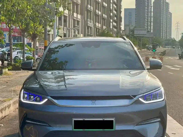 BYD Song PLUS — Фото автомобиля 2