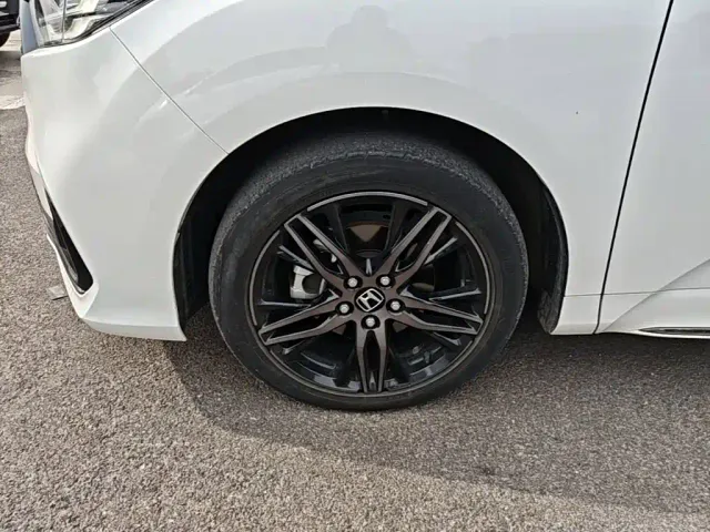 Honda Odyssey — Фото автомобиля 22