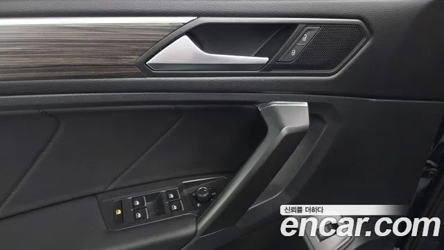 Volkswagen Tiguan — Фото автомобиля 30