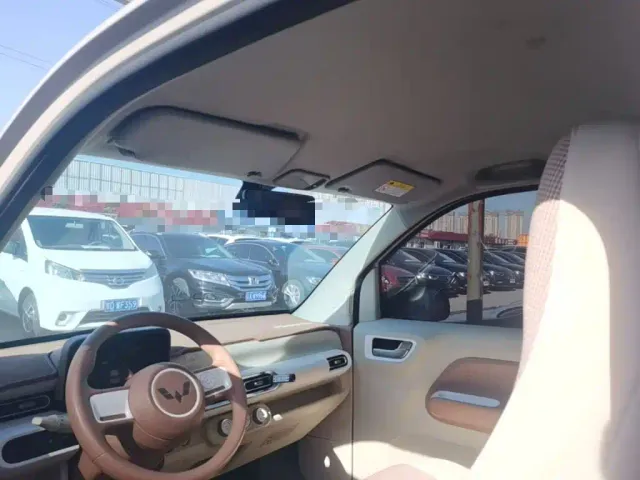 Wuling Hongguang Mini EV — Фото автомобиля 17