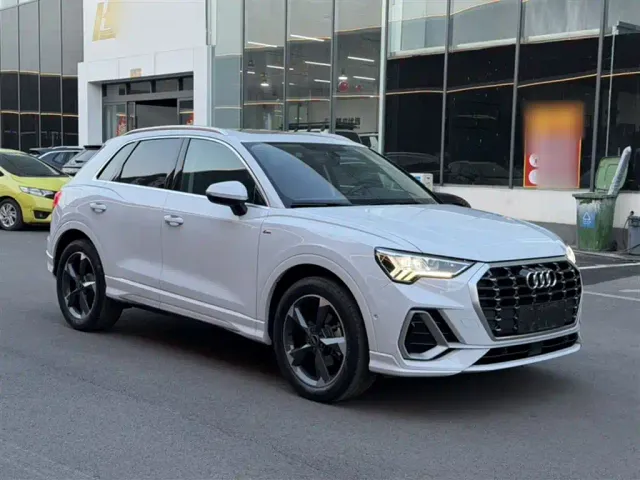 Audi Q3 — Фото автомобиля 5