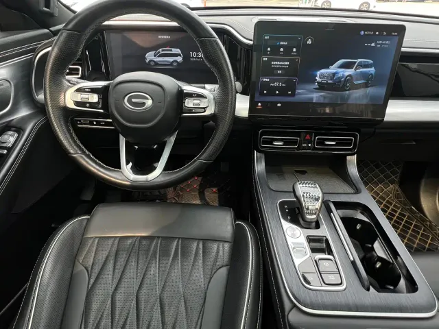 GAC Trumpchi GS8 — Фото автомобиля 14
