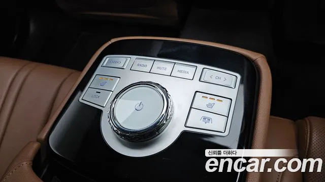 Genesis G80 RG3 — Фото автомобиля 18