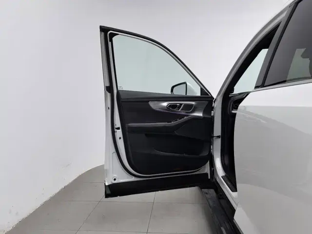 GAC Trumpchi GS8 — Фото автомобиля 8