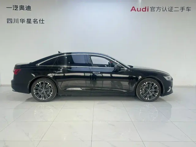 Audi A6L — Фото автомобиля 3