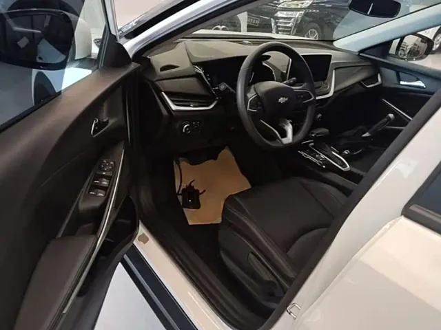 Chevrolet Menlo — Фото автомобиля 15