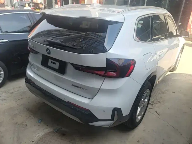 BMW X1 — Фото автомобиля 6