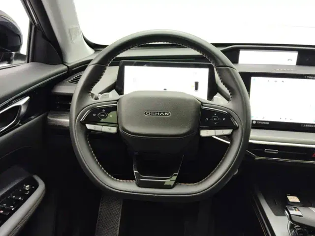 Changan Z6 — Фото автомобиля 15