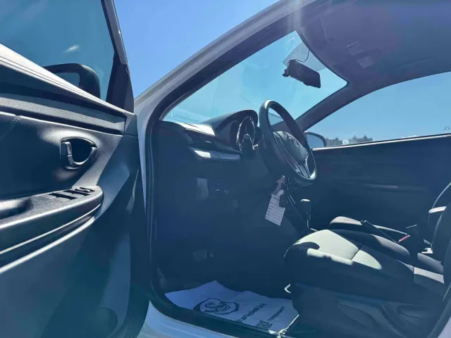 Toyota YARiS L Zhi Xuan — Фото автомобиля 7