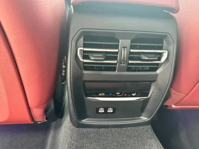 BMW 3 Series — Фото автомобиля 17