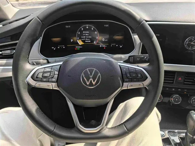 Volkswagen Bora — Фото автомобиля 11
