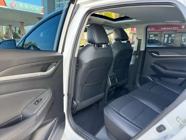 Changan Eado — Фото автомобиля 15