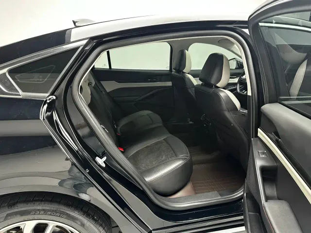 Ford Mondeo — Фото автомобиля 12
