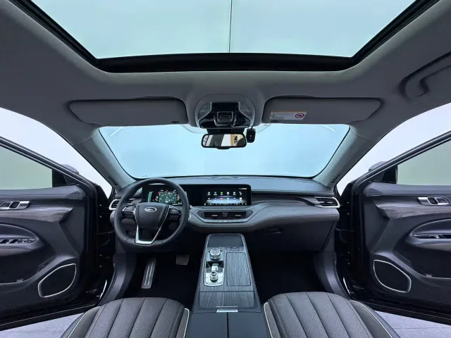 Ford Territory — Фото автомобиля 10