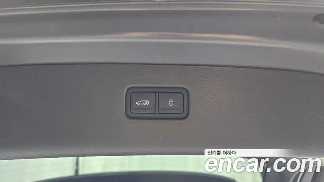 Genesis GV80 — Фото автомобиля 29