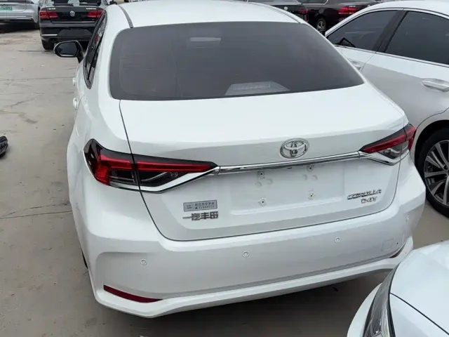 Toyota Corolla — Фото автомобиля 3