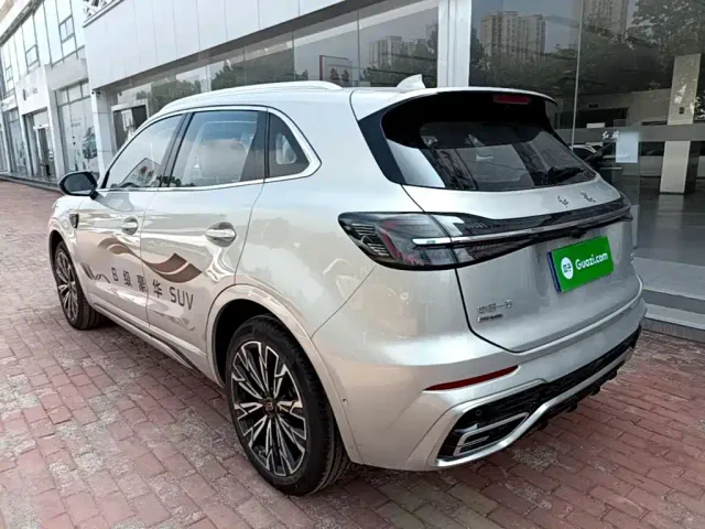 Hongqi HS5 — Фото автомобиля 22