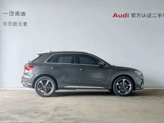 Audi Q3 — Фото автомобиля 2