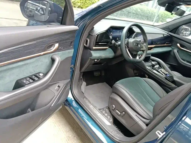 Geely Xingyue L — Фото автомобиля 15