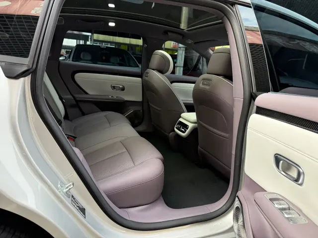 Changan Qiyuan A06 — Фото автомобиля 10