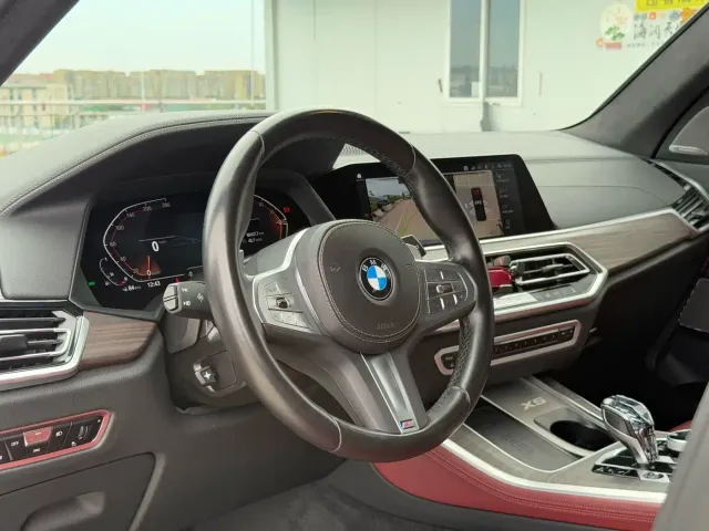 BMW X5 — Фото автомобиля 9