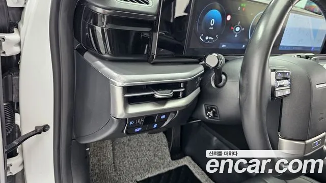Hyundai Grandeur GN7 — Фото автомобиля 17