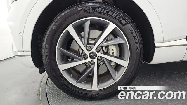 Genesis GV80 2.5T Бензин AWD — Фото автомобиля 4
