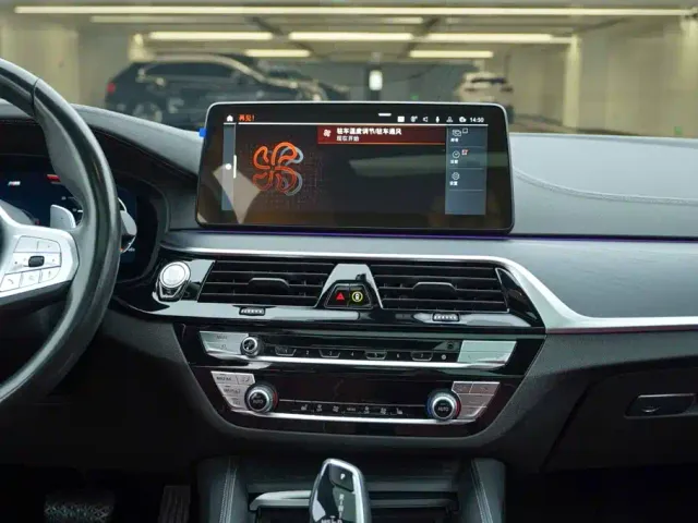 BMW 5 Series — Фото автомобиля 18